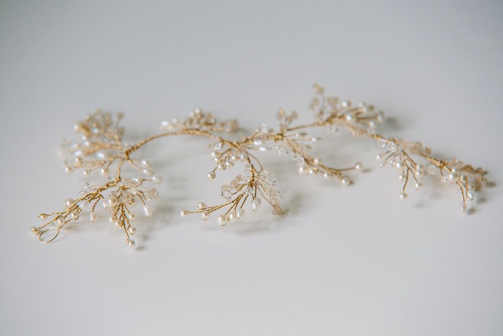 Ivy headpiece in gold