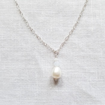 Pearl and Crystal Drop Necklace 