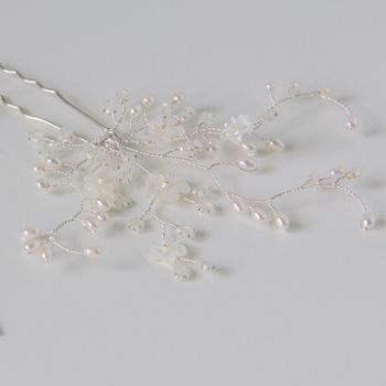 Ivory Delicate Flower Hair Pin