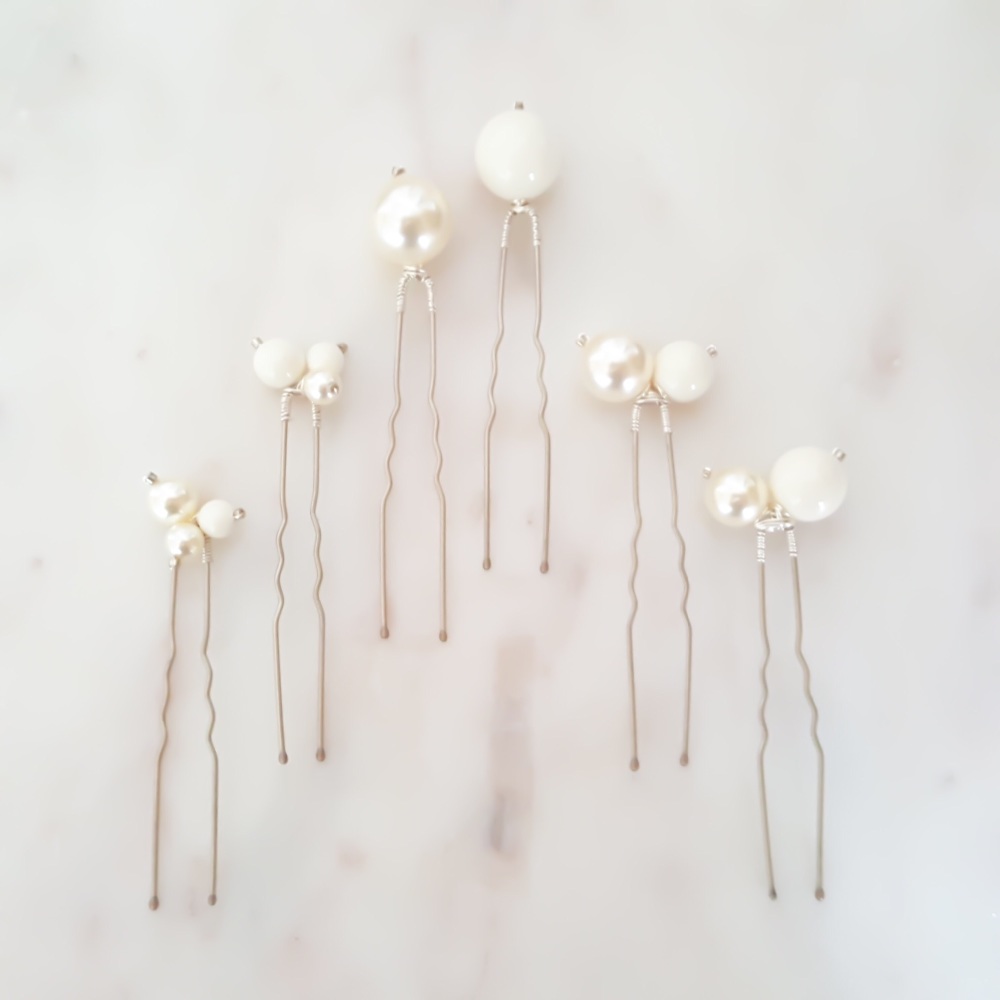 EIRA | Oversized Pearl Bridal Hair Pins