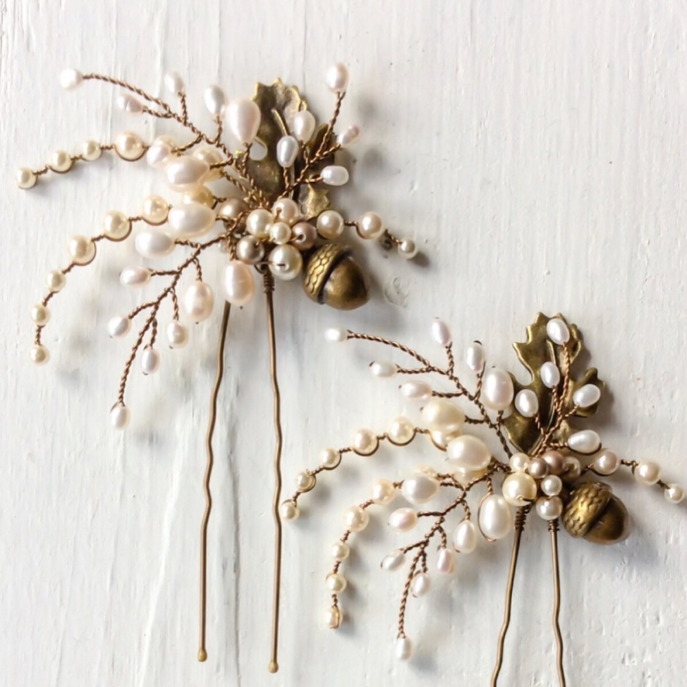 Aubrey Oak Leaf And Acorn Hair Pin Set (2 pin set) 