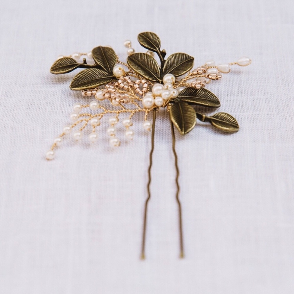 AUTUMN LEAVES | Autumn Gold or Silver Leaf  and Pearl Bridal Hair Pin