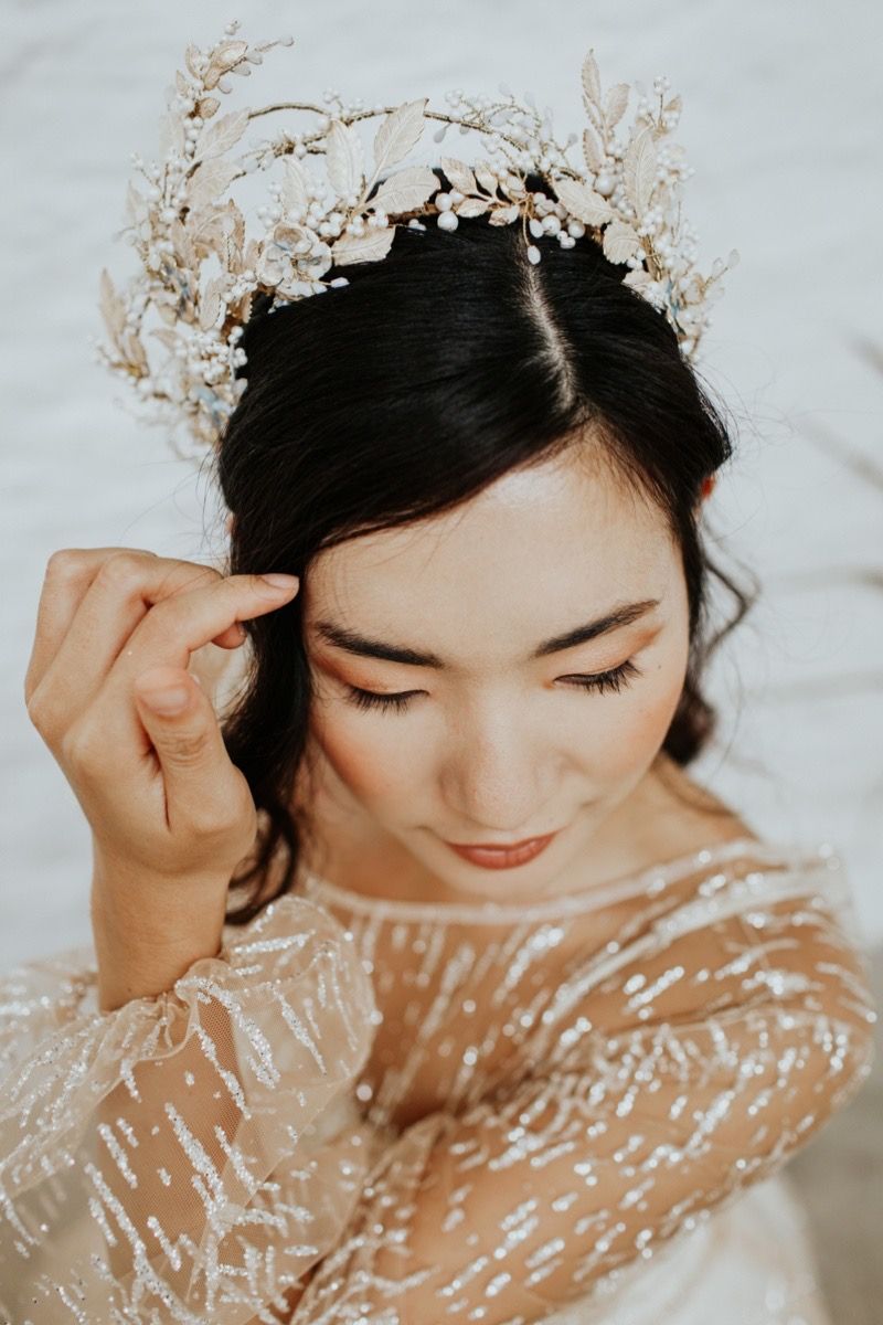 Desdemona Statement Gold Floral Crown