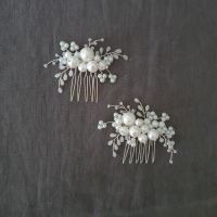 SNOWBERRY | Oversized Pearl and Crystal Mini Wedding Hair Comb