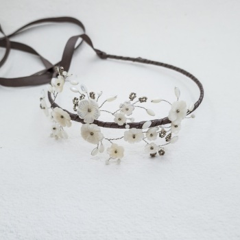 CHERRY BLOSSOM IVORY | Mother of Pearl Floral Side Headdress