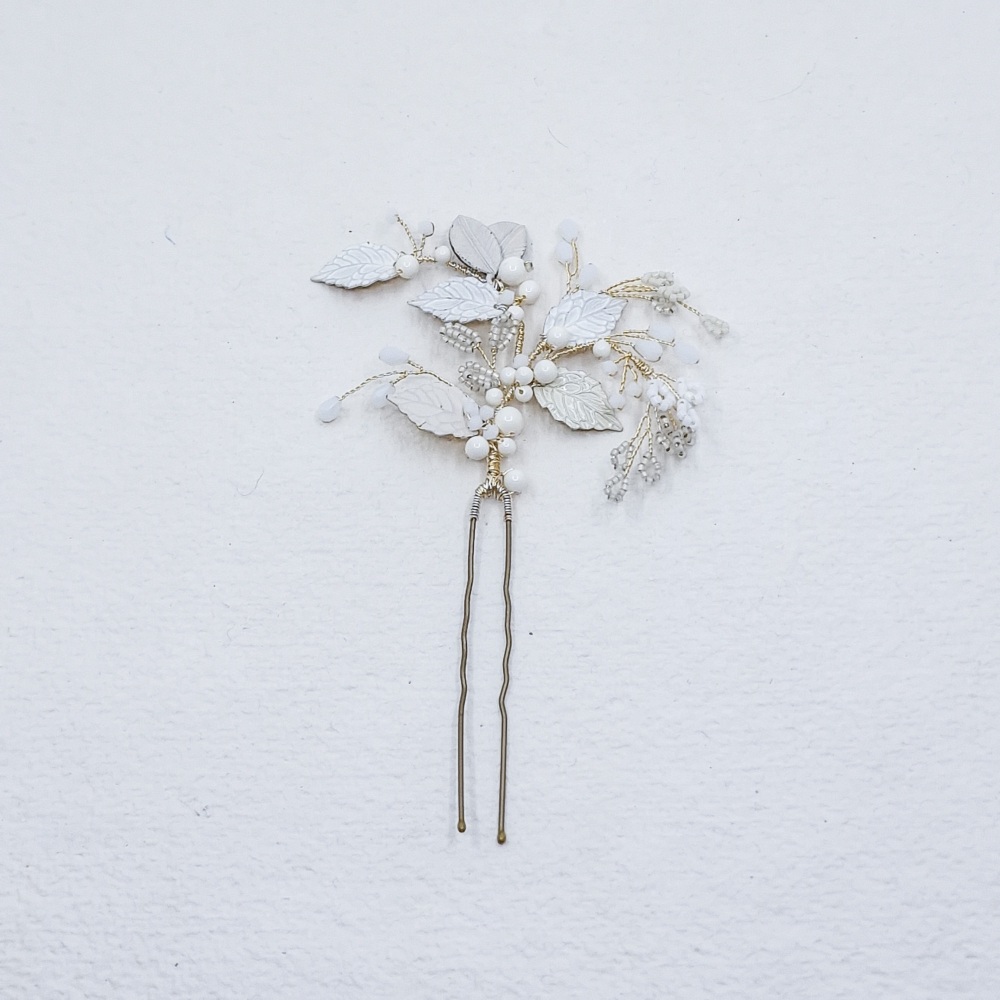 LEUCE | Ivory Enamel Leaf and Seed Bead Bridal Hair Pin