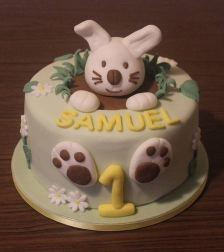 Rabbit cake