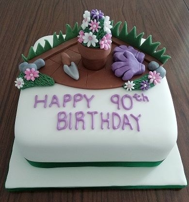 birthday cake for 90 year old woman