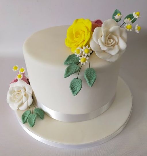 wedding flower cake