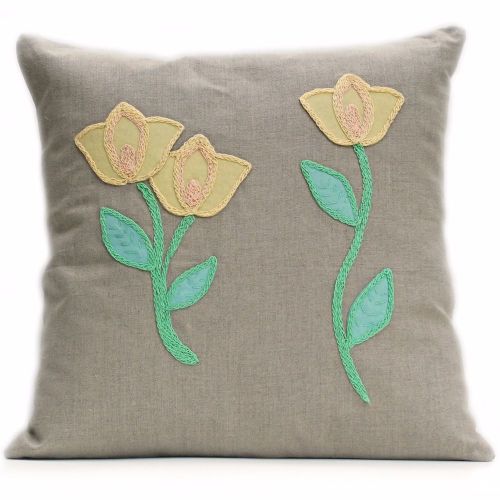 Linen with wool felt and crocheted tulips