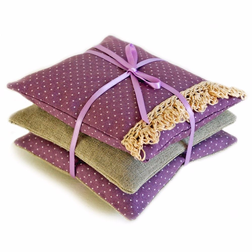 Mini lavender bag set with crocheted lace