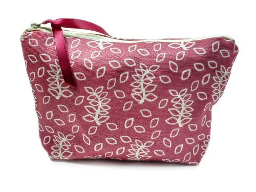 Medium pouch in dusky leaves design