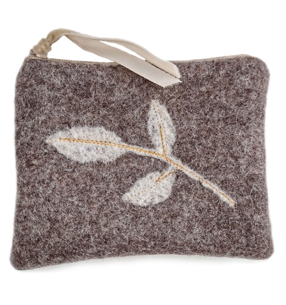 Wool felt purse in brown featuring Autumn leaves
