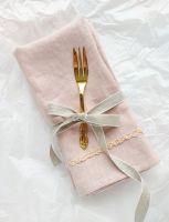 Linen napkins blush with crocheted trim