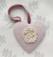 Linen heart with crocheted flower
