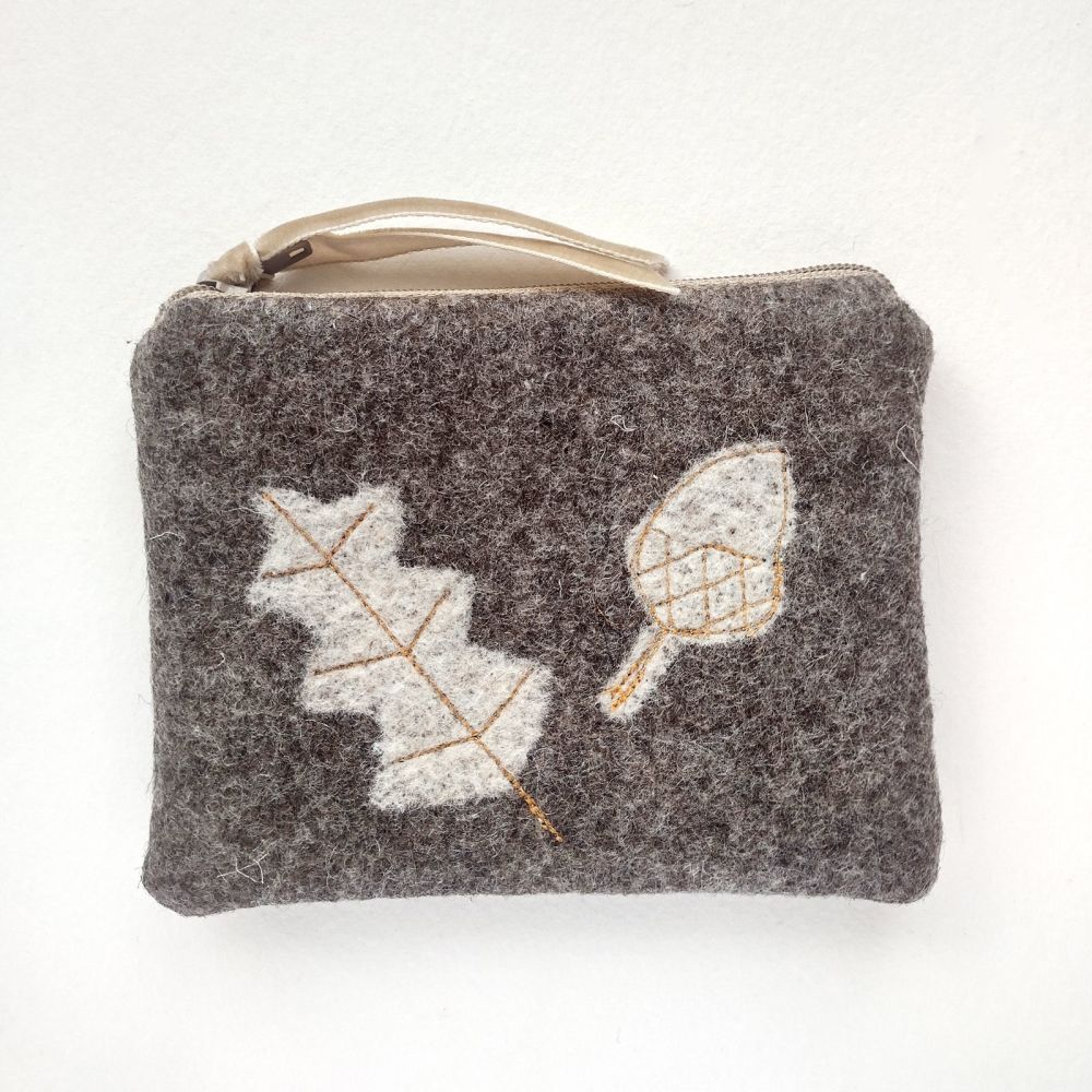 Wool felt purse in natural with acorn and leaves
