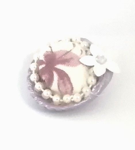 shell pincushion