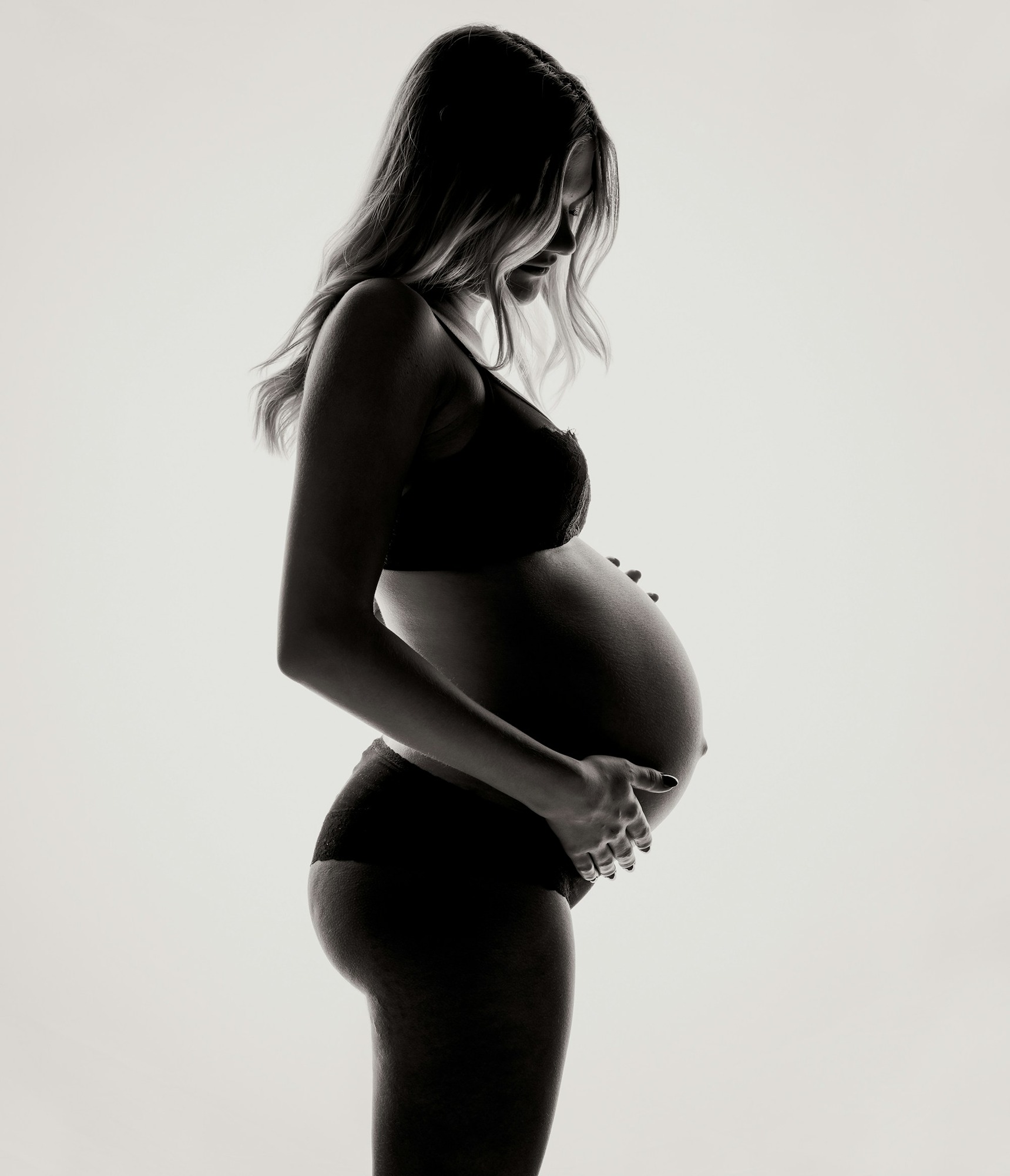 pregnan-woman-ZNVGL_Pcf74