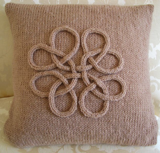 Pattern Collection - Celtic Cushion Cover - Celtic Knot
