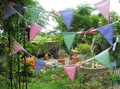 Summer Flags & Bows Bunting 