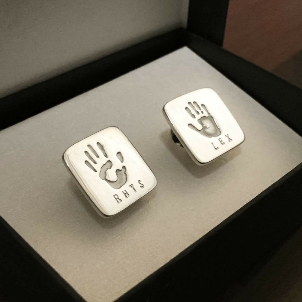 Cufflinks