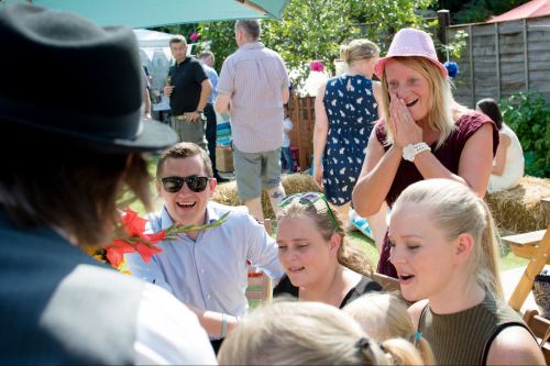 Darren Campbell Magic Close Up Magician Pix Photographic Gloucester Wedding Documentary Photographers Blog