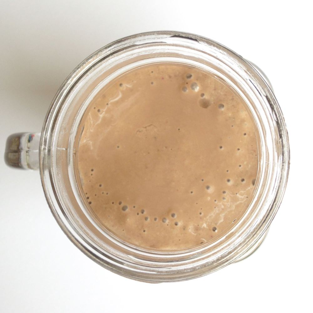 Healthy creamy chocolate + cashew smoothie