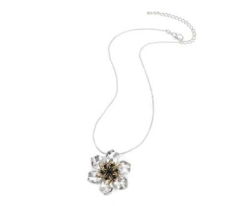 Silver Metal Flower Necklace