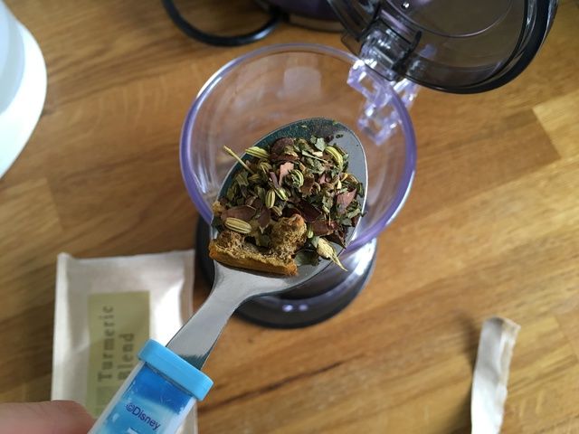 Close Up Tea Leaves - Warming Autumn Flavours - The Tea Makers Review
