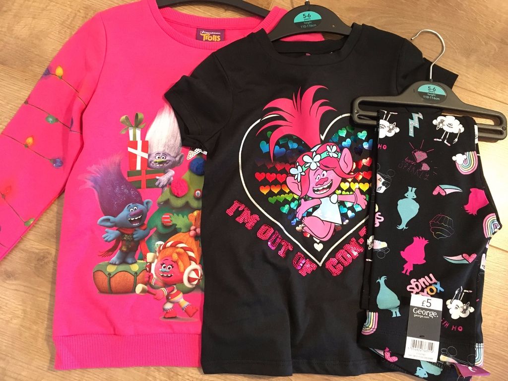 The Ultimate Trolls Lovers Christmas Gift Guide - Lylia Rose Blog Review3