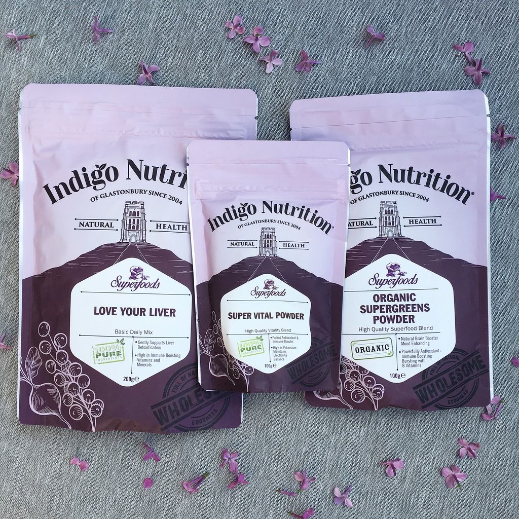 Indigo Herbs Superfood Powder Blends Review and Vegan Berry Smoothie Bowl R