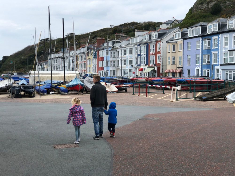 April 2019 monthly family roundup and photos