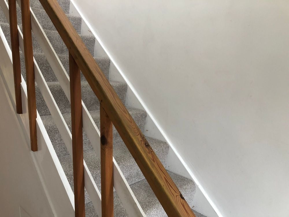 Banister makeover ideas for all budgets - updating 70s banister before and after