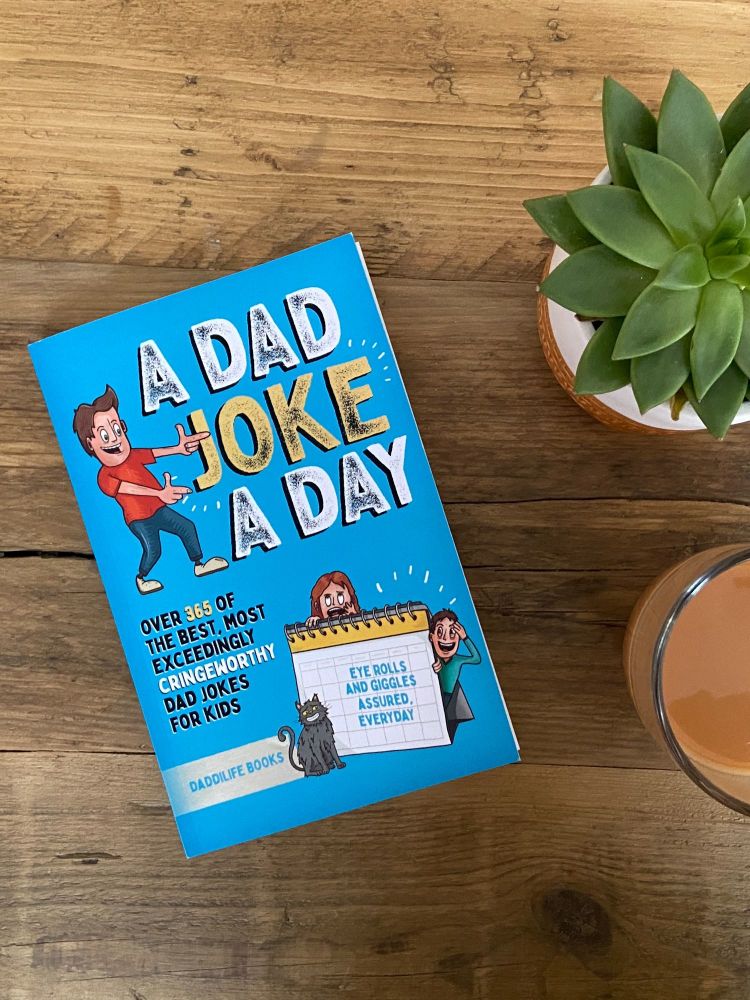 A Dad Joke A Day by Daddilife Books: Review + Giveaway