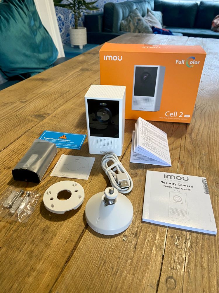 IMOU Cell 2 unboxing