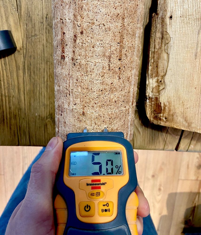 hardwood heat log moisture test