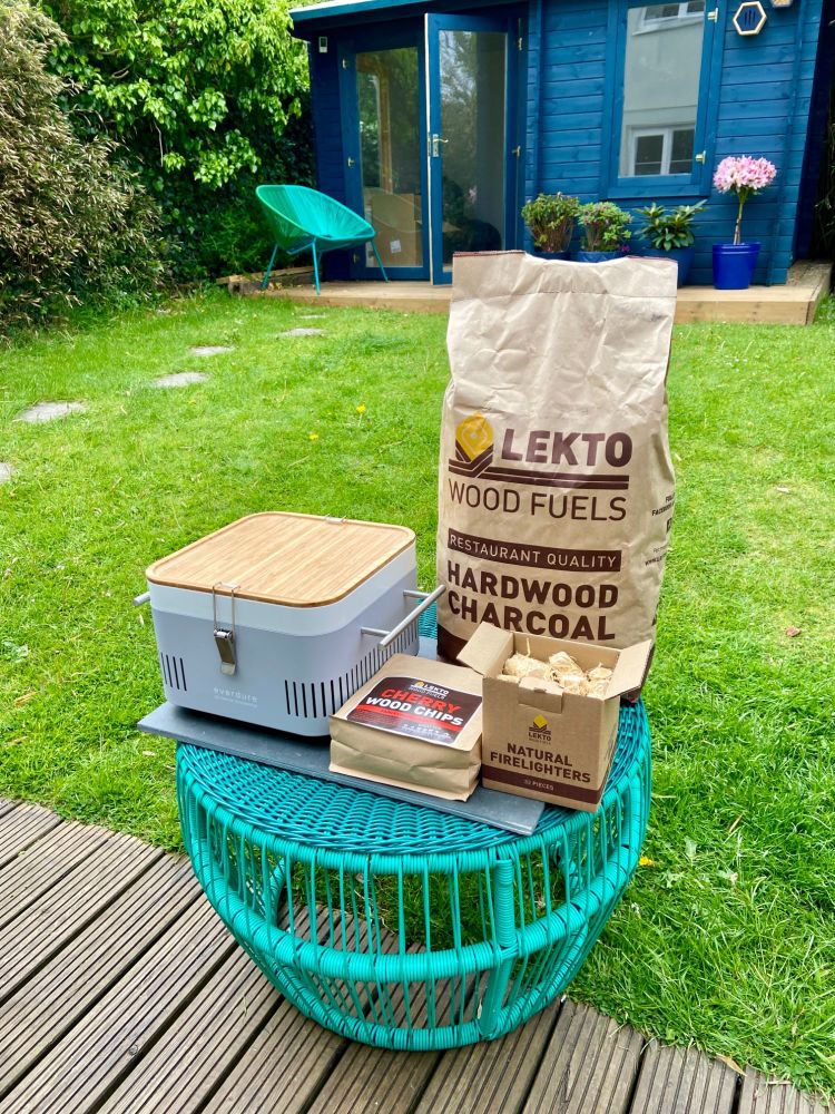 Lekto barbecue charcoal