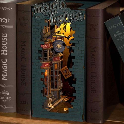 magic-world-book-nook
