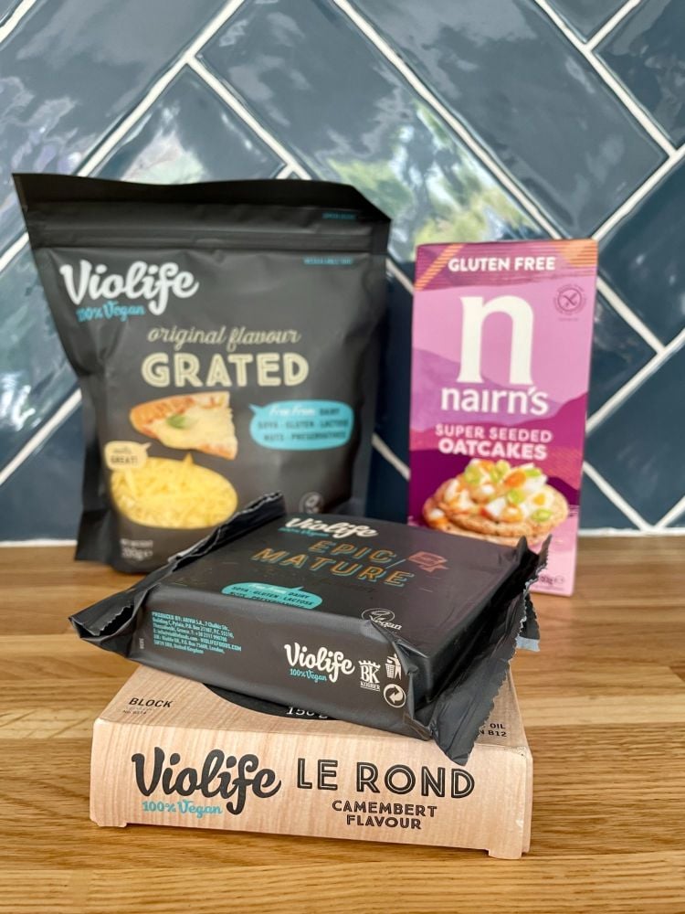 savoury vegan oatcake toppings with Violife vegan cheese