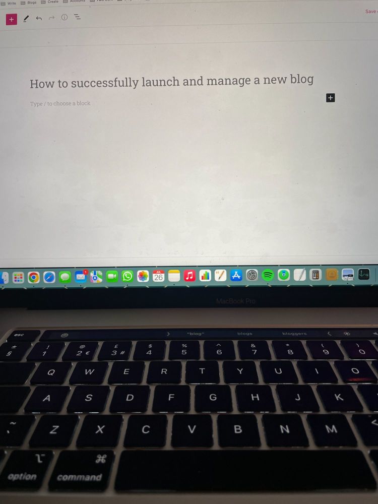 How to successfully launch and manage a new blog