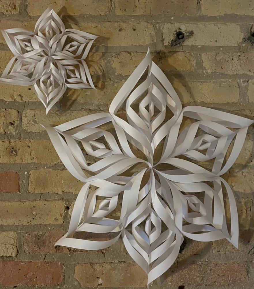 Easy paper snowflakes wedding decor