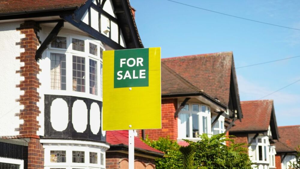8 Ways to Fast-Track the Sale of Your Home