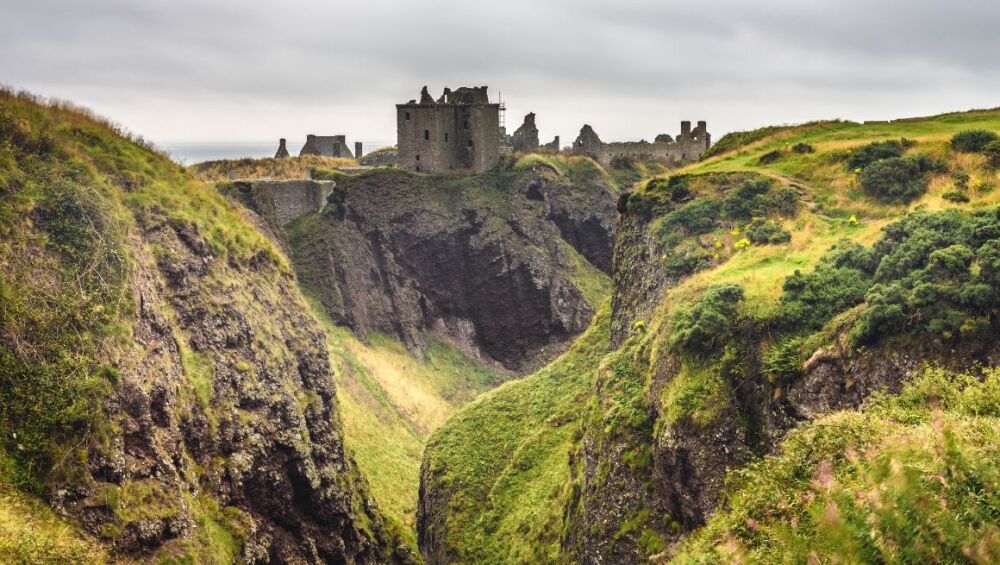 From Highlands to Heroes The Landscapes and Lore of the British Isles (2)