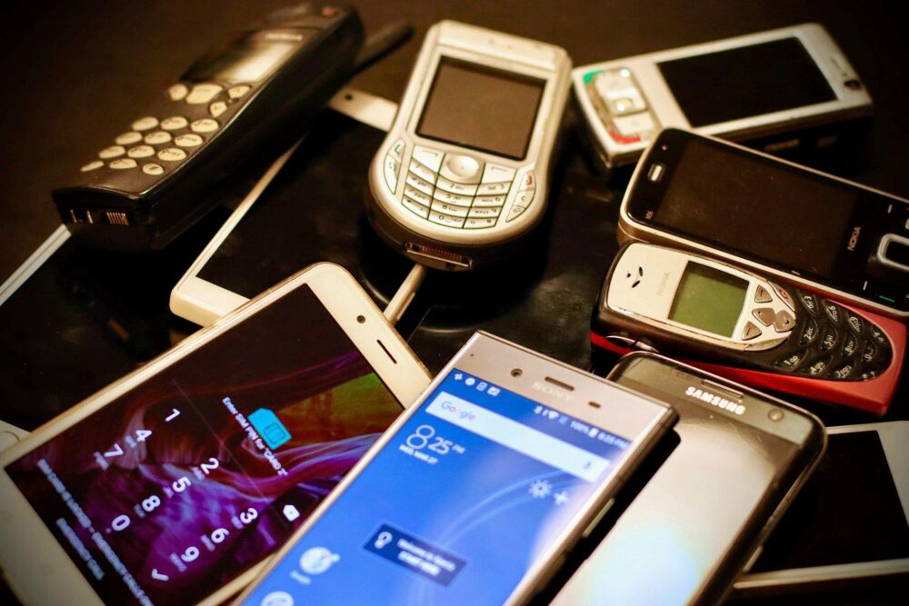 The Financial and Environmental Benefits of Donating Old Gadgets
