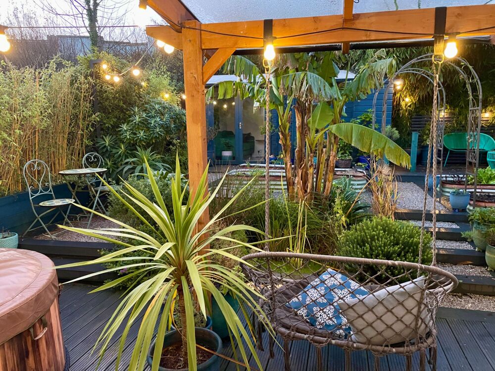 How To Use Your Garden in Winter How To Use Your Garden in Winter