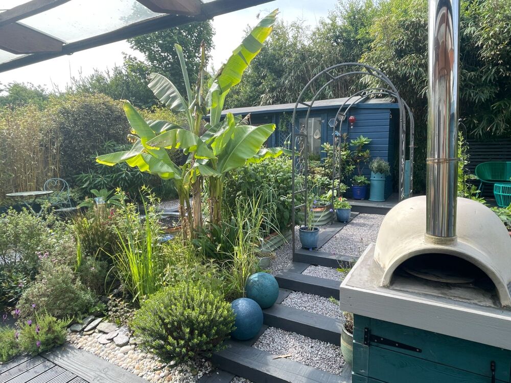 pizza oven in garden
