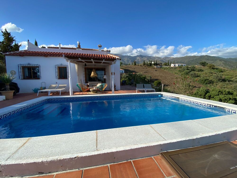 Package Holiday vs Bespoke Booking: Which Is Best for Your Family? 0