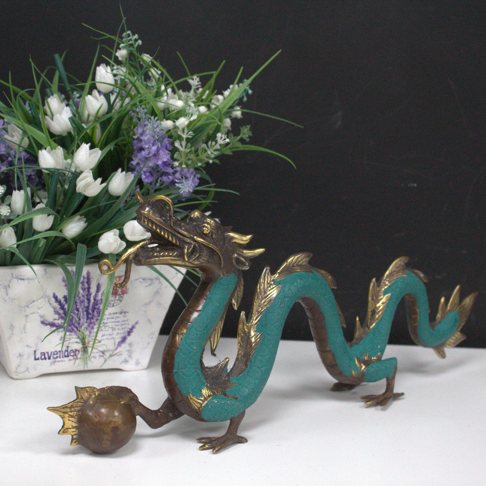 Fengshui - Med Dragon with Ball - 27cm