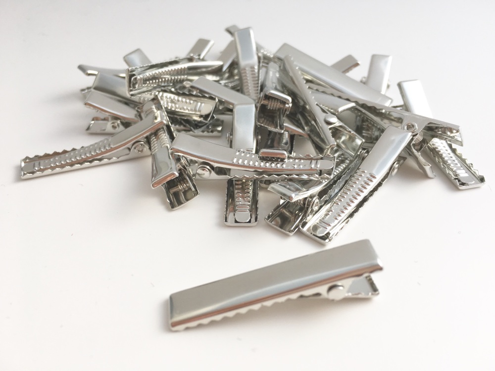 BRAND NEW AND IMPROVED - Silver Rectangle Alligator Hair Clips 3.5cm 35mm