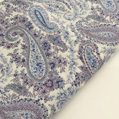 Lecien Mémoire à Paris 2019 - Blue and Lavender Paisley - Felt Backed Fabri